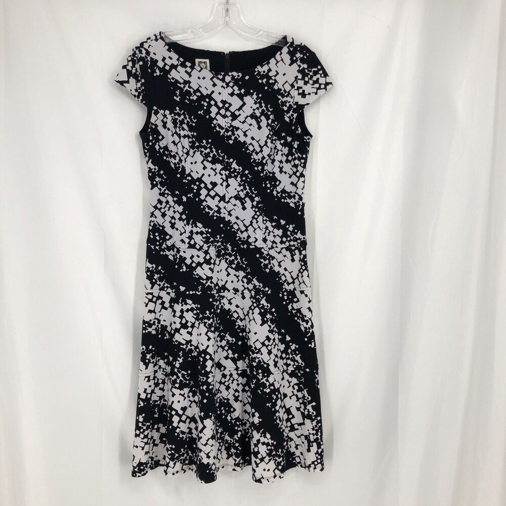 Anne Klein Women's size 2 Black White Sheath Dress Cap Sleeve